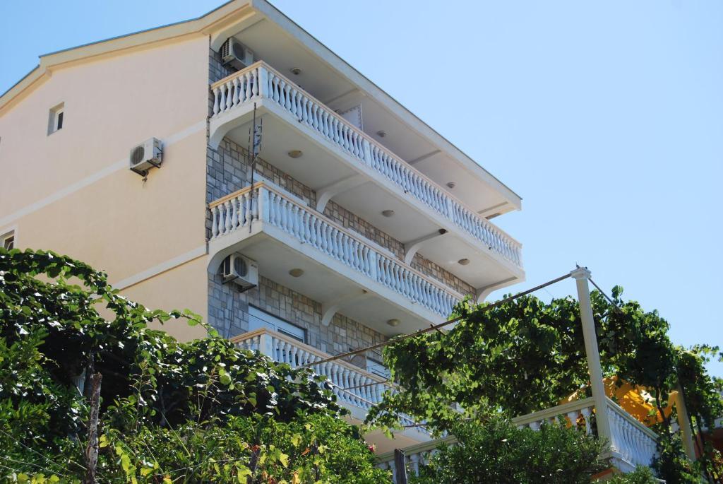 Sun Apartments Ulcinj Ngoại thất bức ảnh